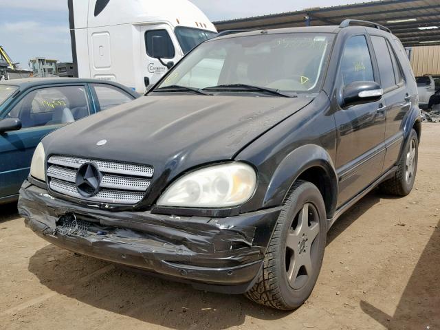 4JGAB74E12A348203 - 2002 MERCEDES-BENZ ML 55 BLACK photo 2