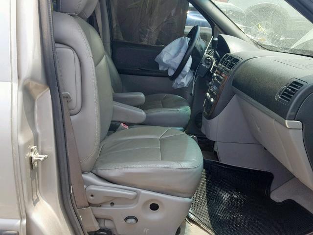 1GNDV33L95D170441 - 2005 CHEVROLET UPLANDER L 银色 照片 5