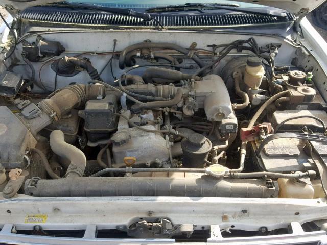 4TANL42N1YZ573487 - 2000 TOYOTA TACOMA WHITE photo 7