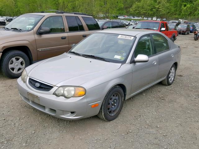 KNAFB161925058315 - 2002 KIA SPECTRA GS SILVER photo 2