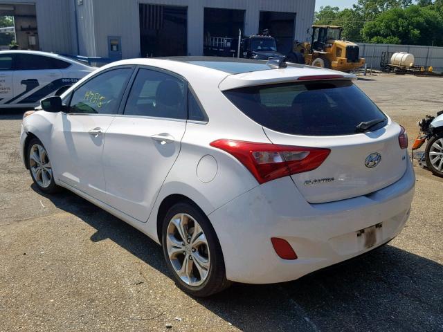 KMHD35LE2DU028146 - 2013 HYUNDAI ELANTRA GT WHITE photo 3