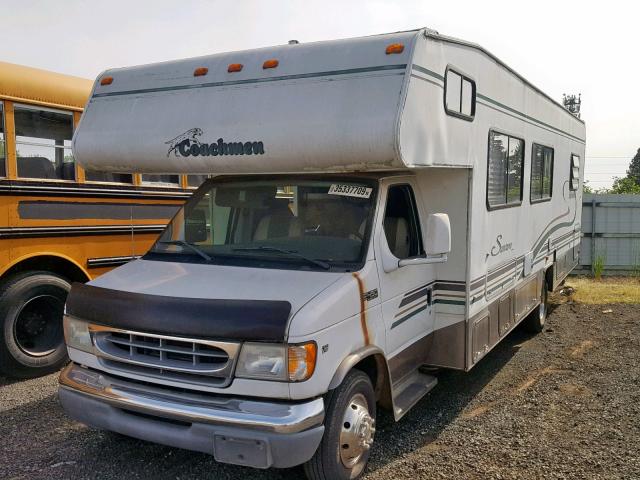 1FDXE40S2XHC04265 - 2000 COACH MOTORHOME WHITE photo 2