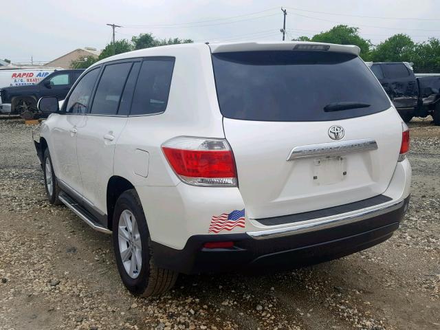 5TDZA3EH3DS044467 - 2013 TOYOTA HIGHLANDER WHITE photo 3