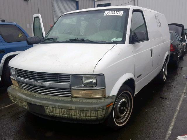 1GCDM19W9WB205459 - 1998 CHEVROLET ASTRO WHITE photo 2