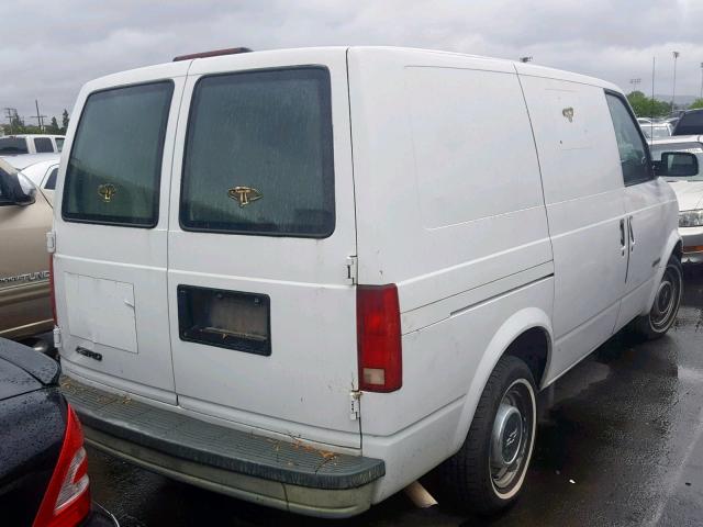 1GCDM19W9WB205459 - 1998 CHEVROLET ASTRO WHITE photo 4