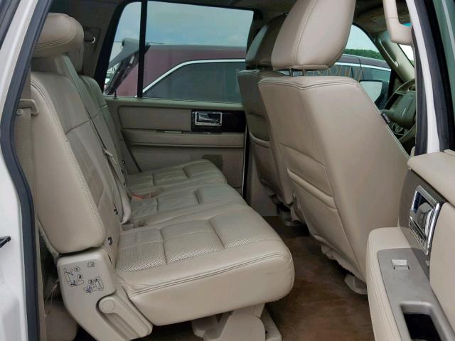5LMJJ3J50AEJ08015 - 2010 LINCOLN NAVIGATOR 白色 照片 6