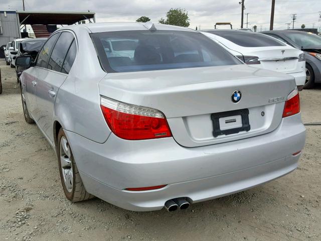 WBANU53579C121888 - 2009 BMW 528 I SILVER photo 3