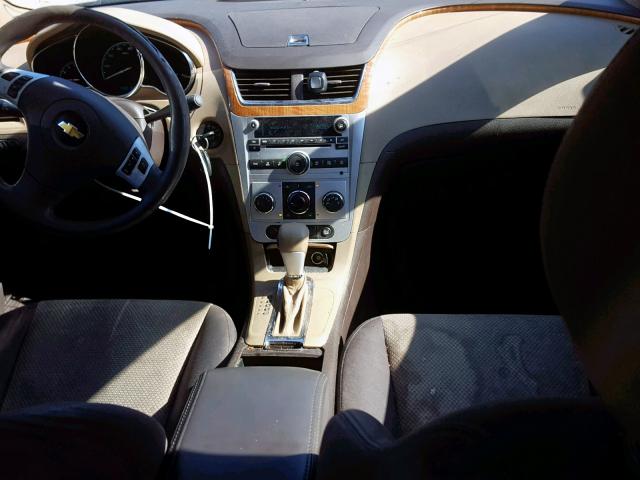 1G1ZC5EU4BF169602 - 2011 CHEVROLET MALIBU 1LT 金色 照片 9