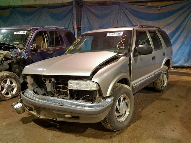 1GNDT13W412143514 - 2001 CHEVROLET BLAZER TAN photo 2