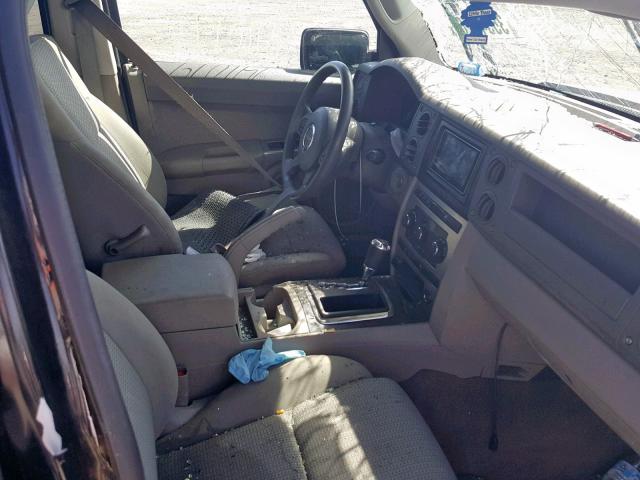 1J8HH48K77C628356 - 2007 JEEP COMMANDER BLACK photo 5