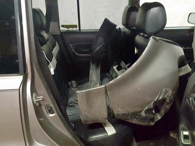 JTLKT334350200415 - 2005 TOYOTA SCION XB 灰色 照片 6