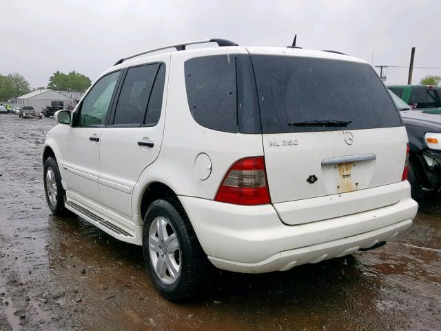 4JGAB57E05A536571 - 2005 MERCEDES-BENZ ML 350 WHITE photo 3