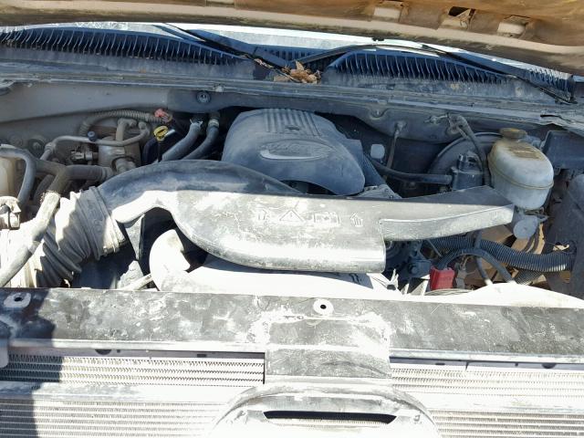 1GKEC16Z43J163231 - 2003 GMC YUKON XL C SILVER photo 7