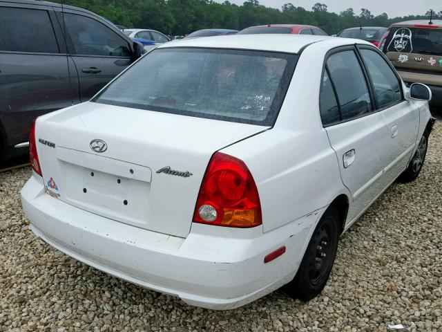 KMHCG45C35U593187 - 2005 HYUNDAI ACCENT GL WHITE photo 4