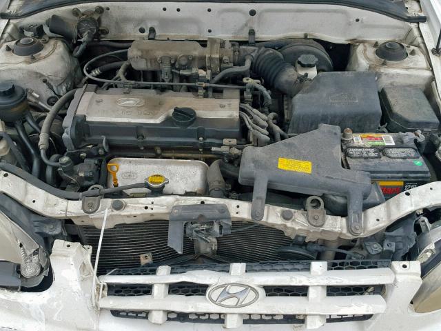 KMHCG45C35U593187 - 2005 HYUNDAI ACCENT GL WHITE photo 7