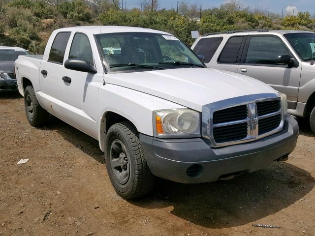 1D7HW28KX5S231492 - 2005 DODGE DAKOTA QUA WHITE photo 1