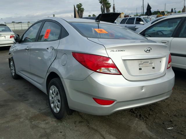 KMHCT4AE5GU017459 - 2016 HYUNDAI ACCENT SE SILVER photo 3