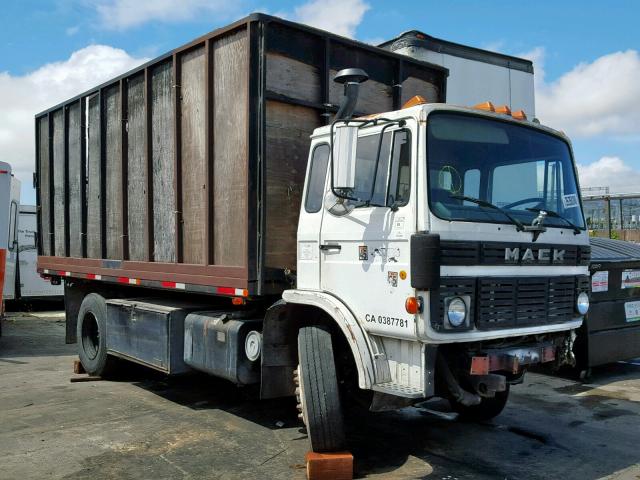 VG6M114B9FB082366 - 1985 MACK 250 MS250 WHITE photo 1