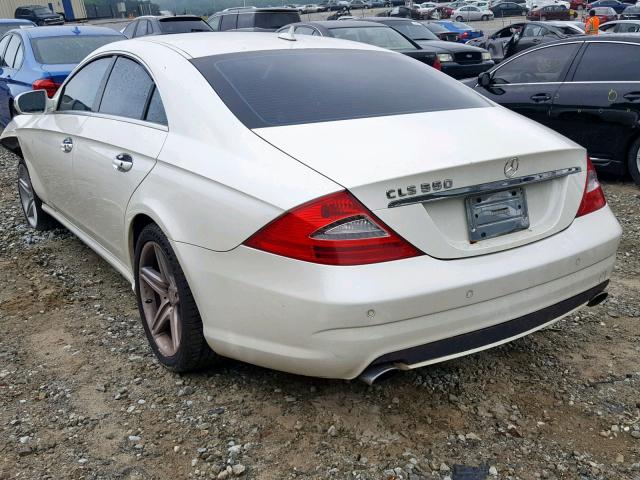 WDDDJ7CB9BA172342 - 2011 MERCEDES-BENZ CLS 550 WHITE photo 3