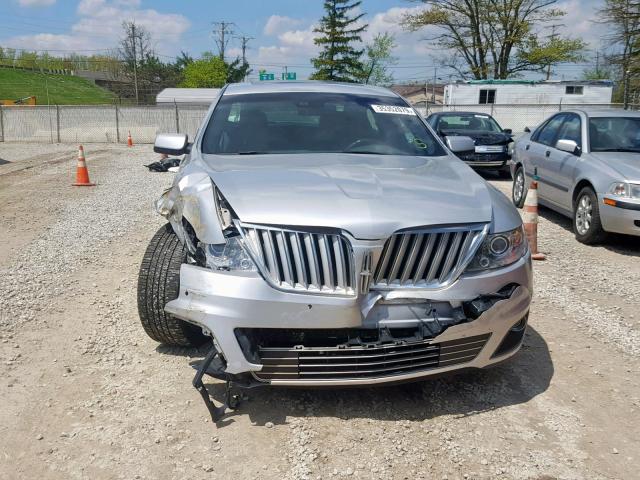 1LNHL9DR5BG609002 - 2011 LINCOLN MKS SILVER photo 9