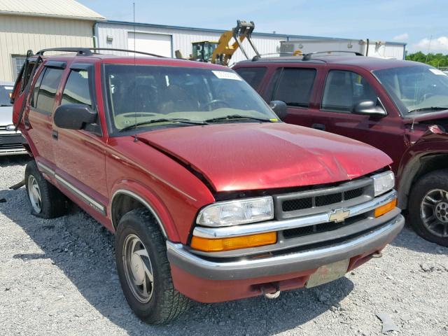 1GNDT13W412209818 - 2001 CHEVROLET BLAZER MAROON photo 1