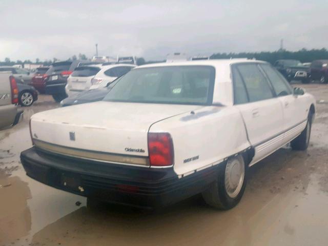 1G3CW53L9N4330878 - 1992 OLDSMOBILE 98 REGENCY WHITE photo 4