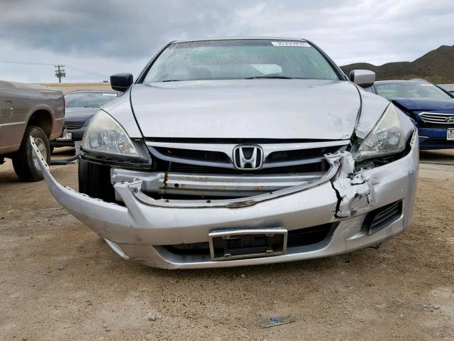 1HGCM66557A095460 - 2007 HONDA ACCORD EX SILVER photo 9