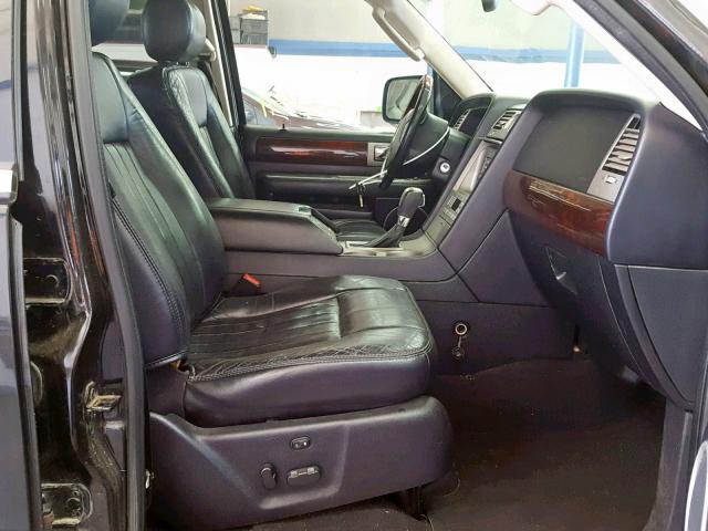 5LMFU28RX3LJ42865 - 2003 LINCOLN NAVIGATOR 黑色 照片 5