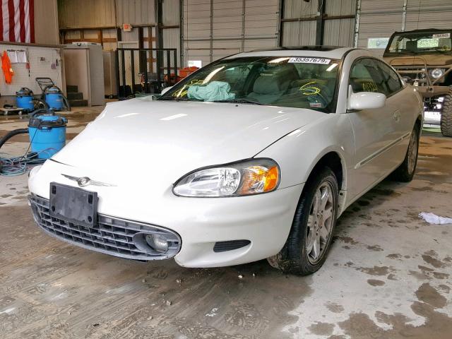 4C3AG52H02E040099 - 2002 CHRYSLER SEBRING LX WHITE photo 2