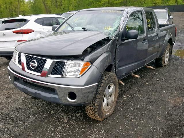 1N6AD09W98C401229 - 2008 NISSAN FRONTIER C GRAY photo 2