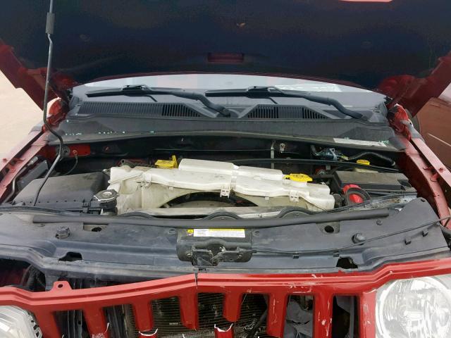 1J8GP28K28W167652 - 2008 JEEP LIBERTY SP RED photo 7