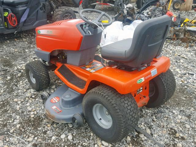 GX2046S024982 - 2000 OTHER LAWN MOWER RED photo 3