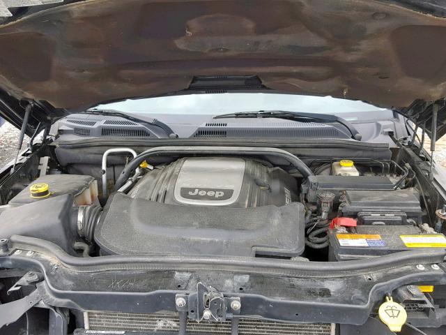 1J8HH68257C648875 - 2007 JEEP COMMANDER BLACK photo 7