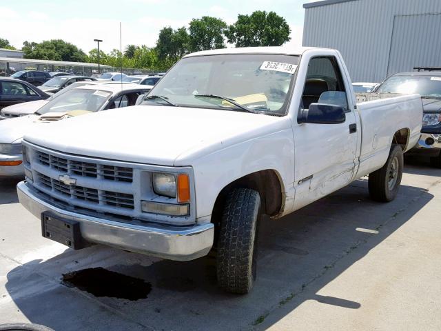 1GCGC24RXWZ227792 - 1998 CHEVROLET GMT-400 C2 WHITE photo 2