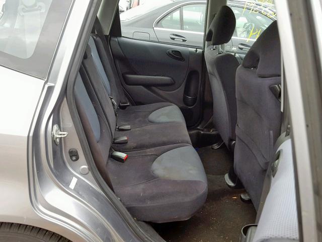 JHMGD37428S060633 - 2008 HONDA FIT GRAY photo 6