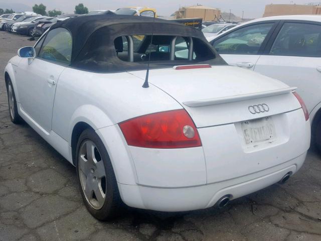 TRUUT28N321018225 - 2002 AUDI TT QUATTRO WHITE photo 3