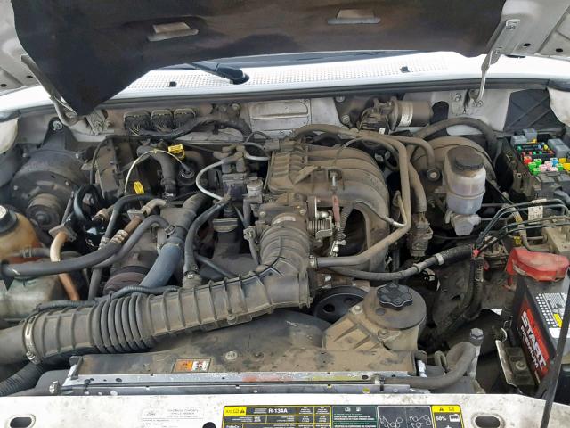 1FTKR1AD1BPA31810 - 2011 FORD RANGER WHITE photo 7