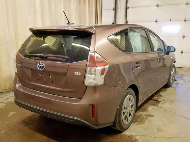 JTDZN3EUXHJ056586 - 2017 TOYOTA PRIUS V BROWN photo 4