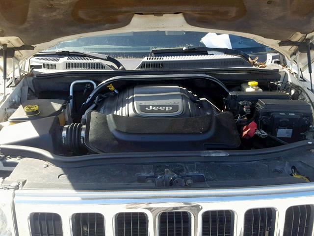 1J8HG58286C144249 - 2006 JEEP COMMANDER WHITE photo 7