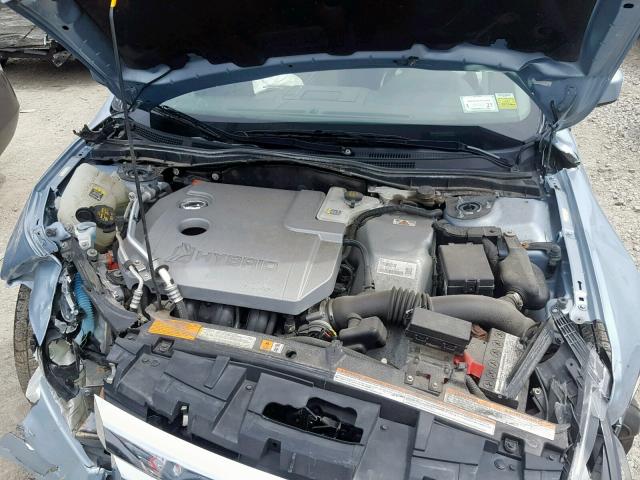 3FADP0L32BR132608 - 2011 FORD FUSION HYB BLUE photo 7