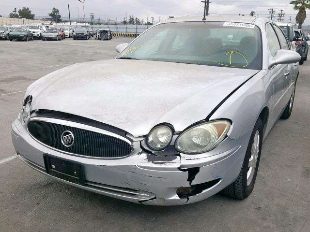 2G4WC532851251111 - 2005 BUICK LACROSSE C SILVER photo 2