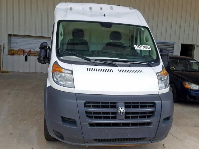 3C6TRVCG6JE138909 - 2018 RAM PROMASTER 白色 照片 9