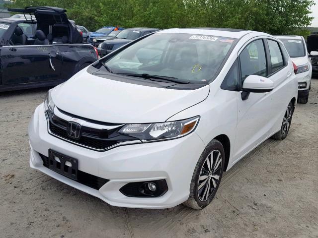 3HGGK5H82JM731237 - 2018 HONDA FIT EX WHITE photo 2