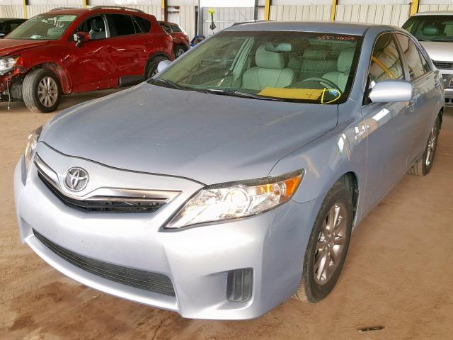 4T1BB3EK2AU117180 - 2010 TOYOTA CAMRY HYBR BLUE photo 2