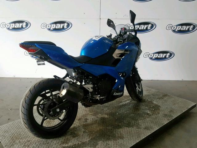 JKAEXKH15JDA04384 - 2018 KAWASAKI EX400 BLUE photo 4