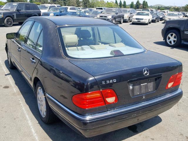 WDBJF65F0WA523054 - 1998 MERCEDES-BENZ E 320 BLACK photo 3