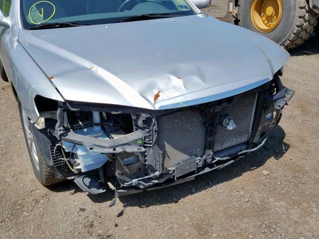 KMHFC46D68A333811 - 2008 HYUNDAI AZERA GLS SILVER photo 9