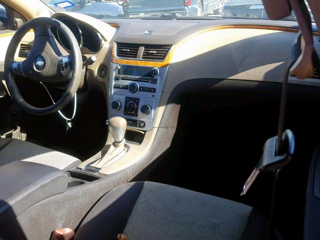 1G1ZH57B18F273065 - 2008 CHEVROLET MALIBU 1LT 金色 照片 9