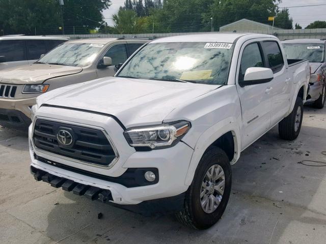 3TMAZ5CN1JM062407 - 2018 TOYOTA TACOMA DOU WHITE photo 2