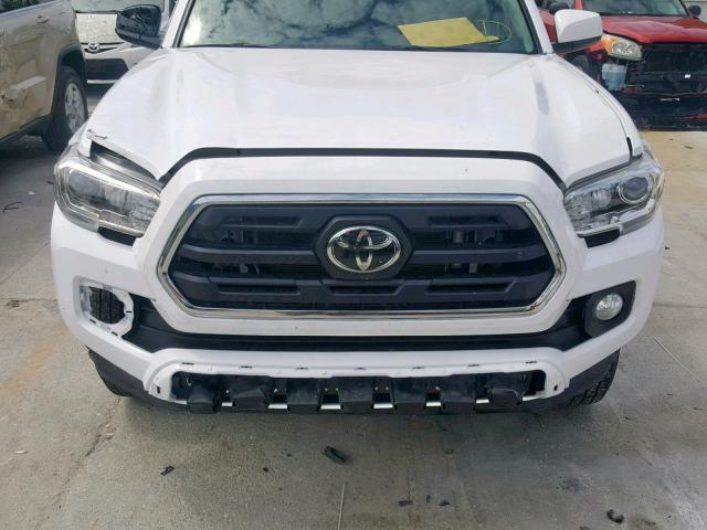 3TMAZ5CN1JM062407 - 2018 TOYOTA TACOMA DOU WHITE photo 9